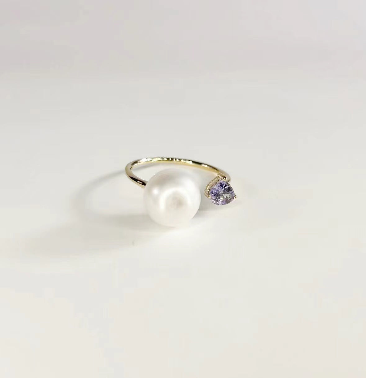 Tanzanite and White Angel Pearl Ring