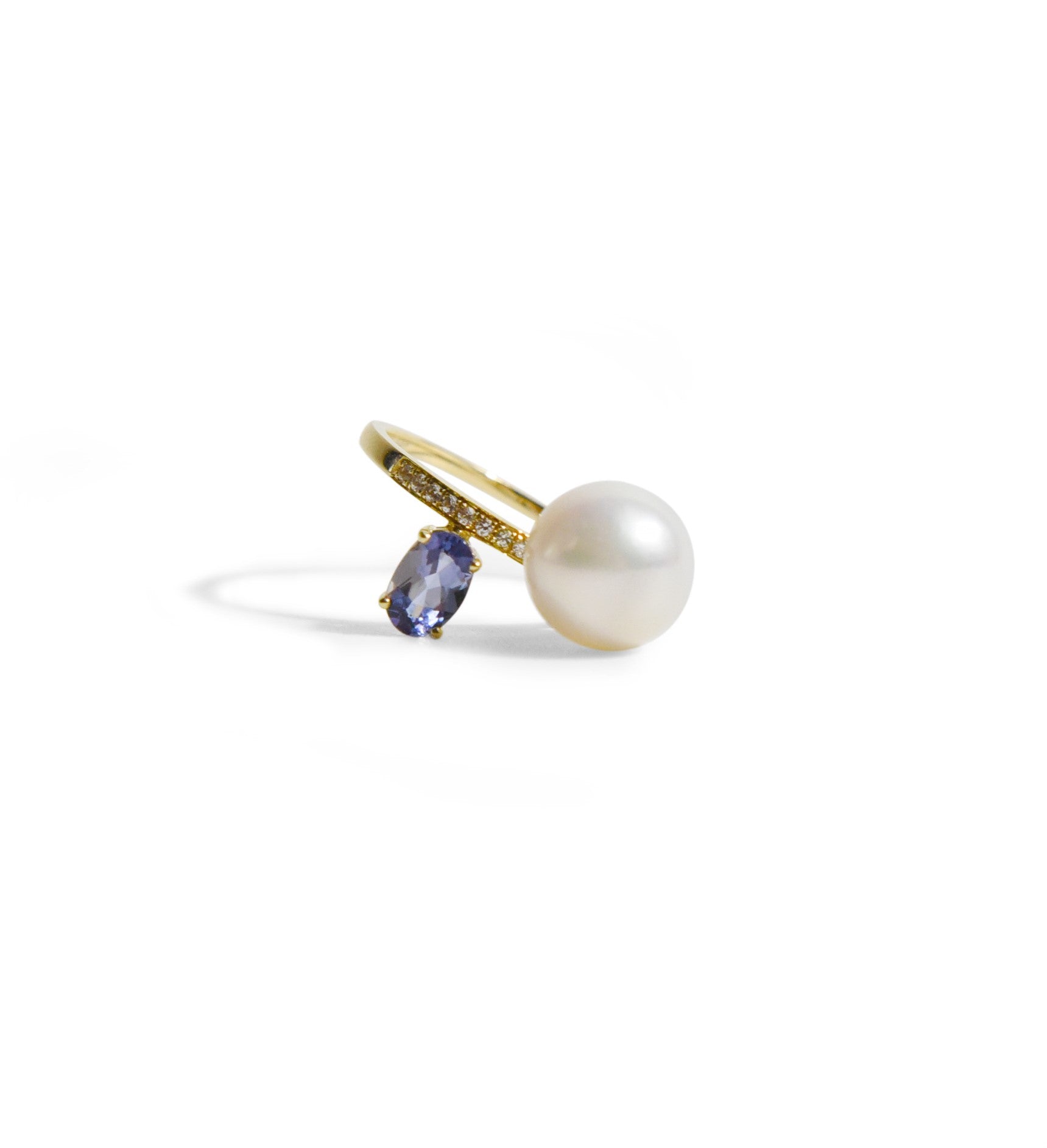 Tanzanite and White Angel Pearl Ring