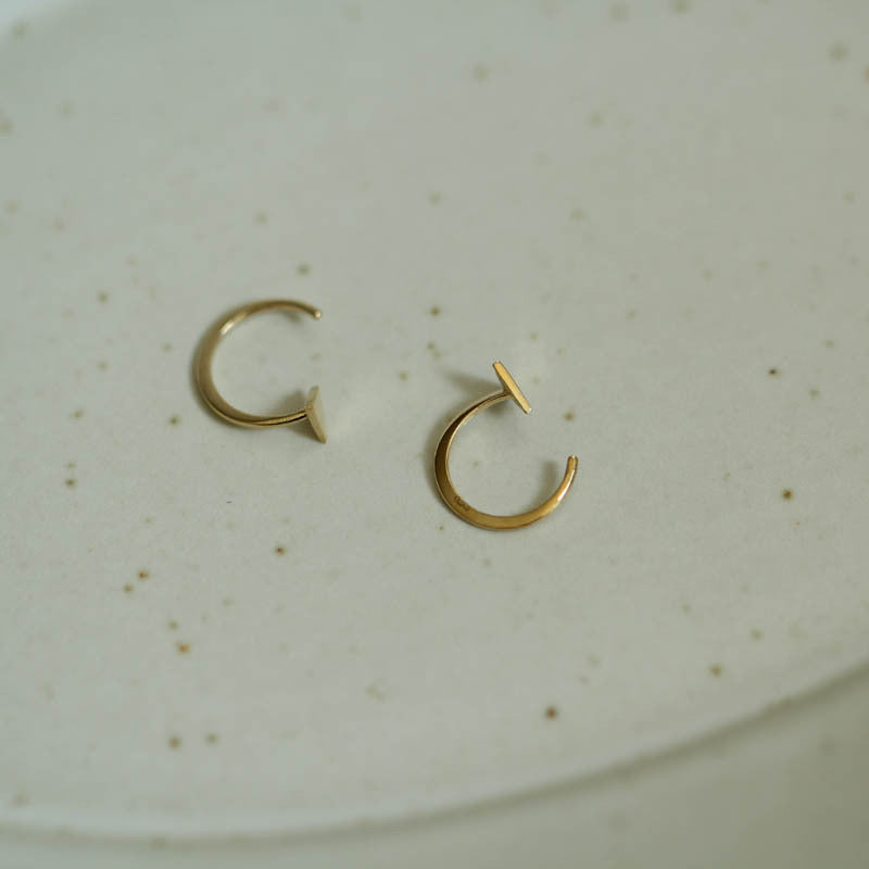 Solid 9K Gold Arch Moon Earrings